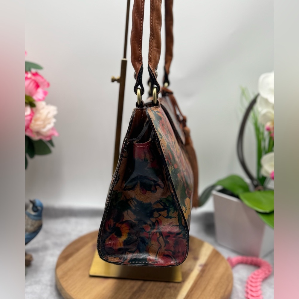 Patricia Nash Rienzo Satchel Shoulder in the "Summer Drawing" floral - Picture 2 of 11